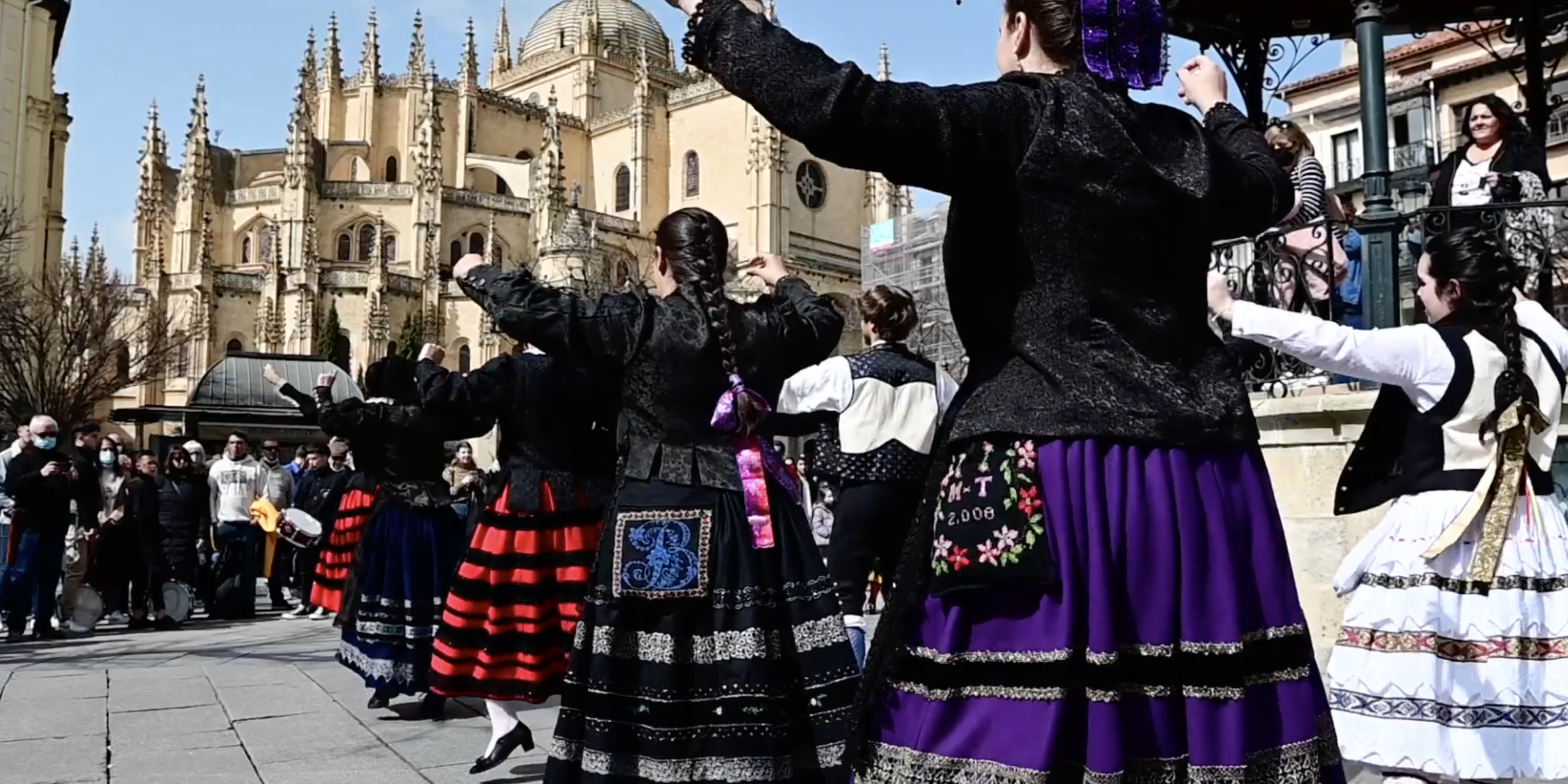 Asociación Cultural Folklórica "ANDRÉS LAGUNA"